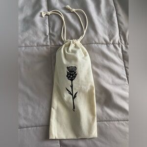 Gwendolyn Wood Poodle Wool Hare Bunny Rabbit Hair Paddle Brush Thistle Dust Bag